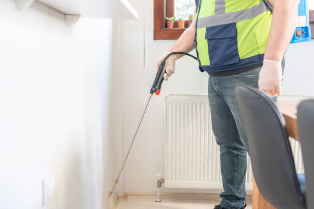 Best Emergency Pest Control  in Roseville, MI